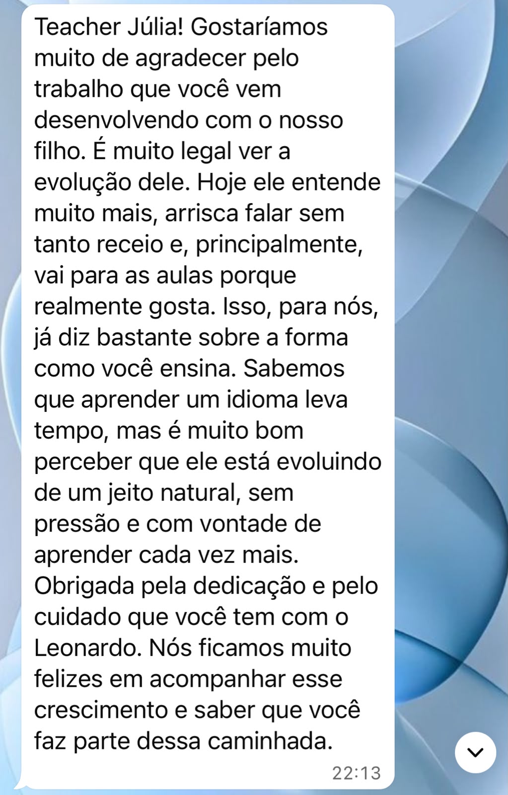 Print de mensagem dos pais de um aluno contando a evolução do filho nas aulas