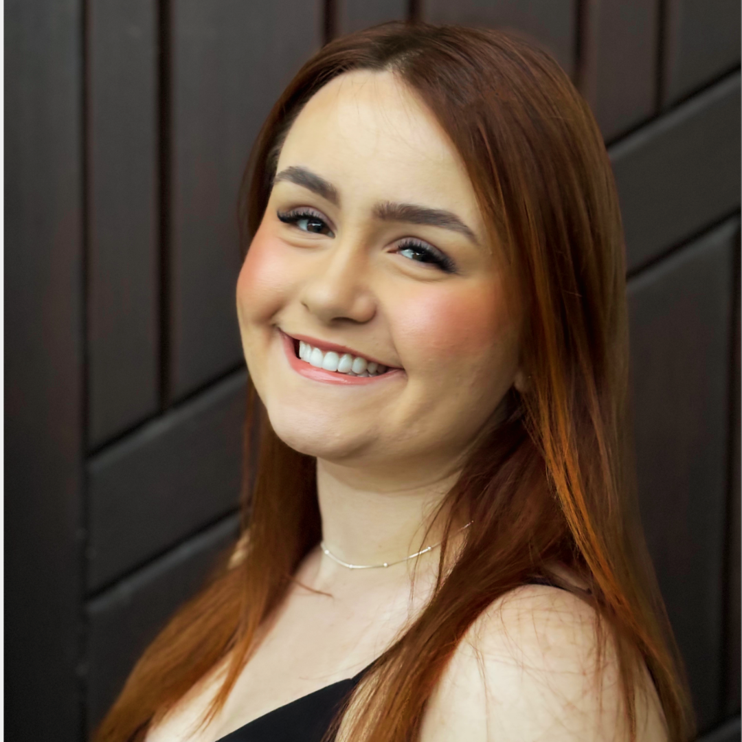 Teacher Júlia Flores